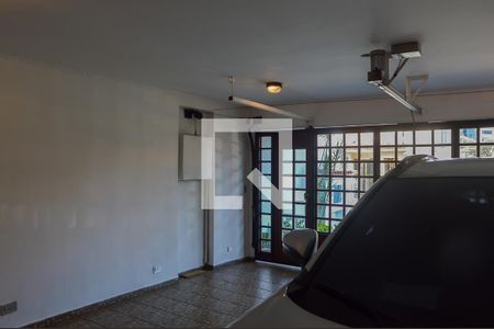 Casa à venda com 333m², 4 quartos e 4 vagasGaragem