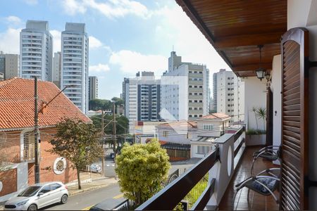 Casa à venda com 333m², 4 quartos e 4 vagasVaranda da Suíte 1