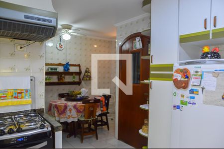 Casa à venda com 333m², 4 quartos e 4 vagasCozinha