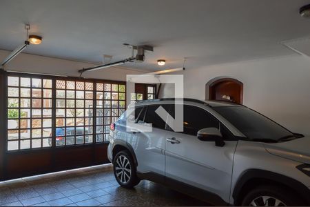 Casa à venda com 333m², 4 quartos e 4 vagasGaragem