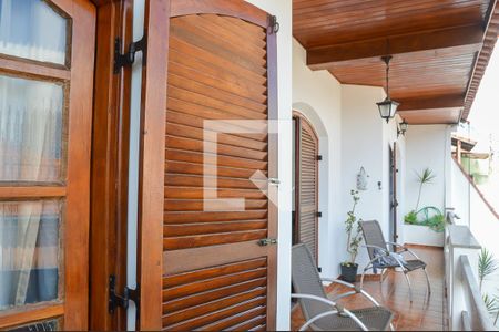 Casa à venda com 333m², 4 quartos e 4 vagasVaranda da Suíte 1