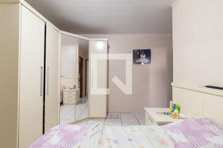 Casa à venda com 218m², 4 quartos e 4 vagasQuarto 2
