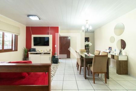 Sala de casa à venda com 4 quartos, 218m² em Partenon, Porto Alegre