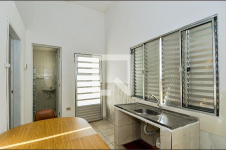 Sala/Cozinha de casa para alugar com 1 quarto, 50m² em Jardim Pres. Dutra, Guarulhos
