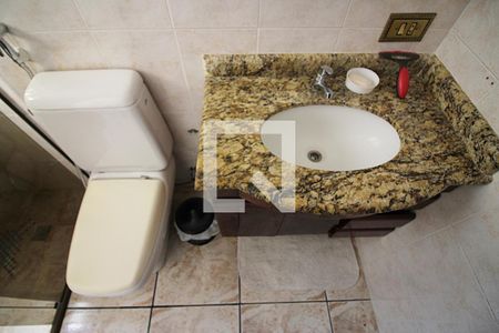 Casa à venda com 159m², 3 quartos e 2 vagasBanheiro do Quarto 1 - Suíte