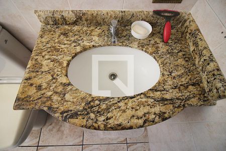 Casa à venda com 159m², 3 quartos e 2 vagasBanheiro do Quarto 1 - Suíte