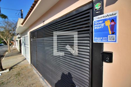 Casa à venda com 159m², 3 quartos e 2 vagasFachada