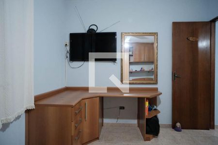 Casa à venda com 169m², 4 quartos e 2 vagasQuarto 1