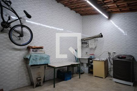 Casa à venda com 169m², 4 quartos e 2 vagasÁrea de Serviço