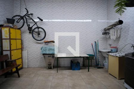 Casa à venda com 169m², 4 quartos e 2 vagasÁrea de Serviço