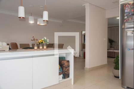 Casa à venda com 232m², 5 quartos e 4 vagasCozinha