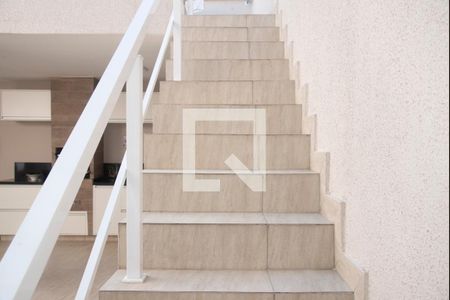 Casa à venda com 232m², 5 quartos e 4 vagasAcesso à Suíte Externa