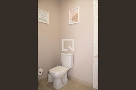 Casa à venda com 232m², 5 quartos e 4 vagasLavabo de Serviço