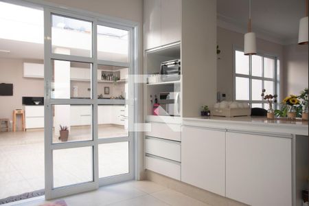 Casa à venda com 232m², 5 quartos e 4 vagasCozinha