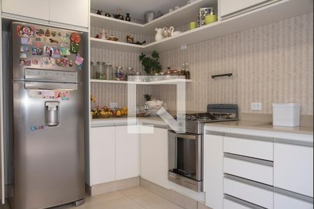 Casa à venda com 232m², 5 quartos e 4 vagasCozinha