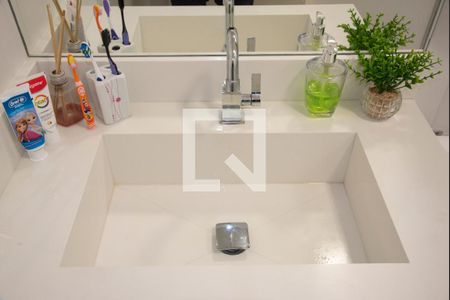 Casa à venda com 232m², 5 quartos e 4 vagasBanheiro da Suíte