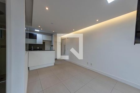 Sala de apartamento à venda com 2 quartos, 64m² em Vila Santa Clara, São Paulo