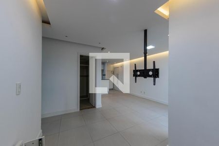 Sala de apartamento à venda com 2 quartos, 64m² em Vila Santa Clara, São Paulo