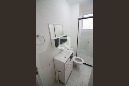 Banheiro  de apartamento para alugar com 2 quartos, 49m² em Jardim Gilda Maria, São Paulo