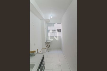 Cozinha e Lavanderia de apartamento para alugar com 2 quartos, 49m² em Jardim Gilda Maria, São Paulo