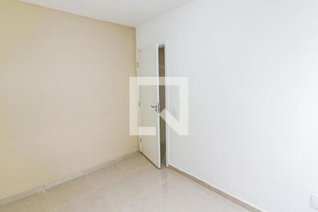 Quarto 2 de apartamento para alugar com 2 quartos, 49m² em Jardim Gilda Maria, São Paulo