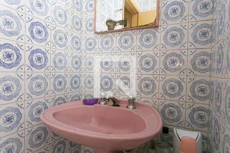 Casa à venda com 134m², 3 quartos e 1 vaga Casa à venda com 134m², 3 quartos e 1 vagaBanheiro da Suíte