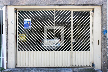 Casa à venda com 134m², 3 quartos e 1 vaga Casa à venda com 134m², 3 quartos e 1 vagaFachada