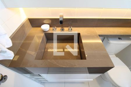 Apartamento à venda com 36m², 1 quarto e 1 vagaDetalhe banheiro da suíte 