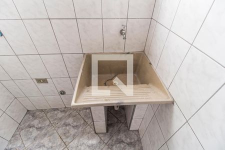 Área de Serviço de casa para alugar com 2 quartos, 100m² em Jardim Silveira, Barueri