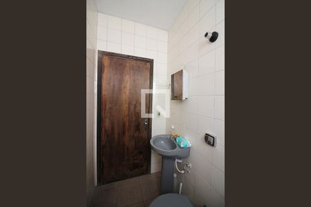 Banheiro Social de casa à venda com 2 quartos, 300m² em Jardim Lavinia, São Bernardo do Campo
