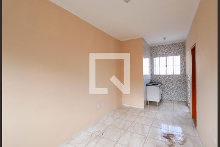 Casa para alugar com 40m², 1 quarto e sem vaga Casa para alugar com 40m², 1 quarto e sem vagaSala