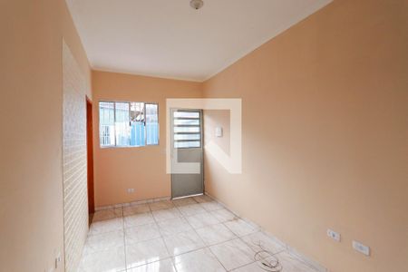 Casa para alugar com 40m², 1 quarto e sem vaga Casa para alugar com 40m², 1 quarto e sem vagaSala