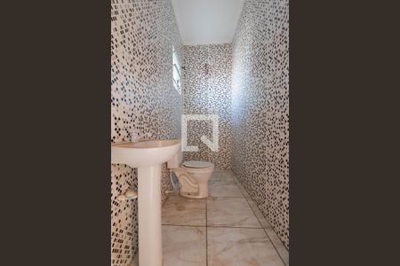 Casa para alugar com 40m², 1 quarto e sem vaga Casa para alugar com 40m², 1 quarto e sem vagaBanheiro