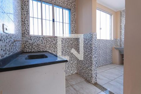 Casa para alugar com 40m², 1 quarto e sem vaga Casa para alugar com 40m², 1 quarto e sem vagaCozinha