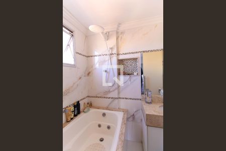 Apartamento para alugar com 72m², 2 quartos e 1 vagaBanheiro da Suíte 1