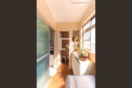 Apartamento para alugar com 72m², 2 quartos e 1 vagaÁrea de Serviço