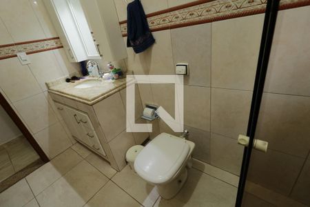 Casa à venda com 209m², 5 quartos e 5 vagasBanheiro