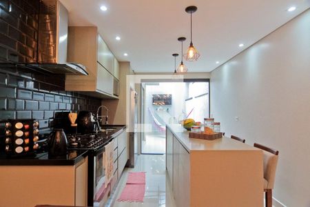 Casa à venda com 130m², 3 quartos e 2 vagas Casa à venda com 130m², 3 quartos e 2 vagasCozinha