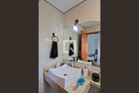 Casa à venda com 130m², 3 quartos e 2 vagas Casa à venda com 130m², 3 quartos e 2 vagasBanheiro da Suíte