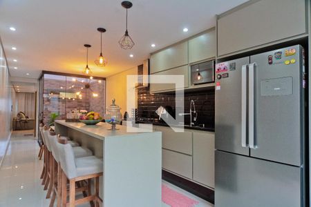 Casa à venda com 130m², 3 quartos e 2 vagas Casa à venda com 130m², 3 quartos e 2 vagasCozinha