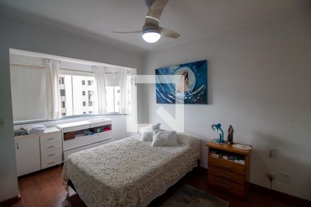 Apartamento à venda com 250m², 3 quartos e 2 vagas Apartamento à venda com 250m², 3 quartos e 2 vagasQuarto 3 - Suíte