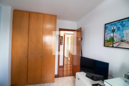 Apartamento à venda com 250m², 3 quartos e 2 vagas Apartamento à venda com 250m², 3 quartos e 2 vagasQuarto 2