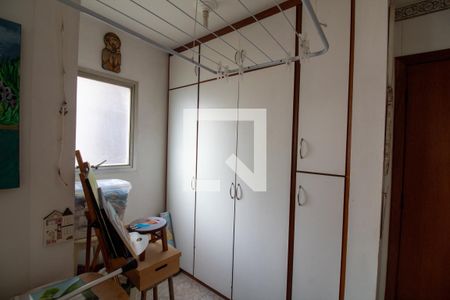 Apartamento à venda com 250m², 3 quartos e 2 vagas Apartamento à venda com 250m², 3 quartos e 2 vagasÁrea de Serviço