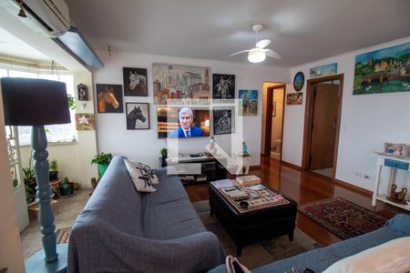 Apartamento à venda com 250m², 3 quartos e 2 vagas Apartamento à venda com 250m², 3 quartos e 2 vagasSala