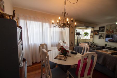 Apartamento à venda com 250m², 3 quartos e 2 vagas Apartamento à venda com 250m², 3 quartos e 2 vagasCopa