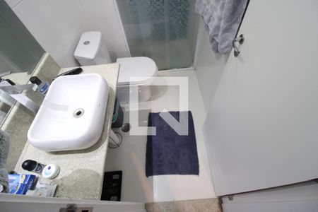 Apartamento à venda com 105m², 3 quartos e 3 vagasBanheiro da suíte 2 
