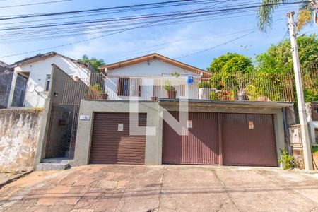 Casa à venda com 126m², 4 quartos e 3 vagas Casa à venda com 126m², 4 quartos e 3 vagasFachada