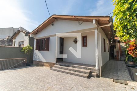 Casa à venda com 126m², 4 quartos e 3 vagas Casa à venda com 126m², 4 quartos e 3 vagasFachada