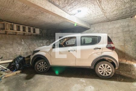 Casa à venda com 126m², 4 quartos e 3 vagas Casa à venda com 126m², 4 quartos e 3 vagasGaragem