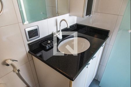 Banheiro de apartamento para alugar com 1 quarto, 38m² em Vila Mariana, São Paulo